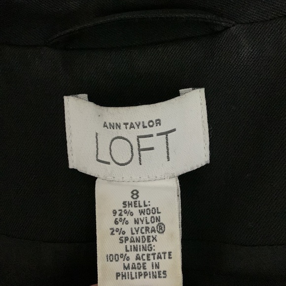 ❌SOLD❌LOFT Blazer - Black - Size 8 - SEE MY VIDEO for a giggle! - Picture 4 of 4